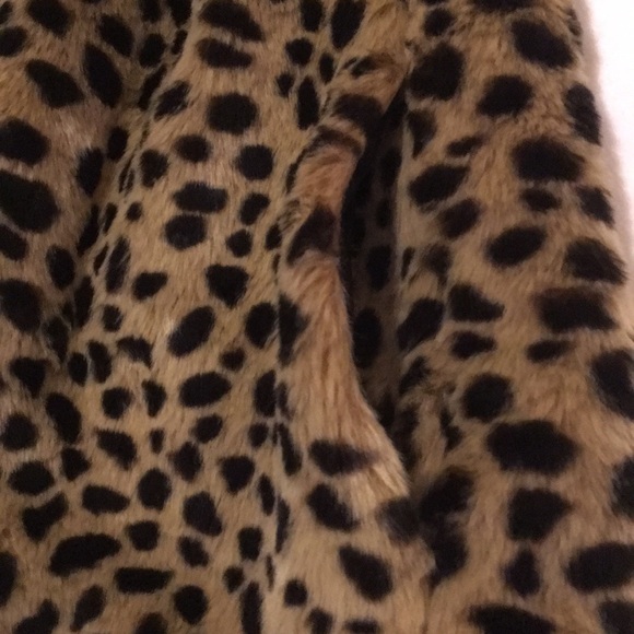 NWOT Tulle Brand Animal Print Faux Fur Vest - Picture 5 of 8